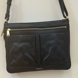 Fossil Crossbody Bag - lots of pockets for organization. Very lightly used.